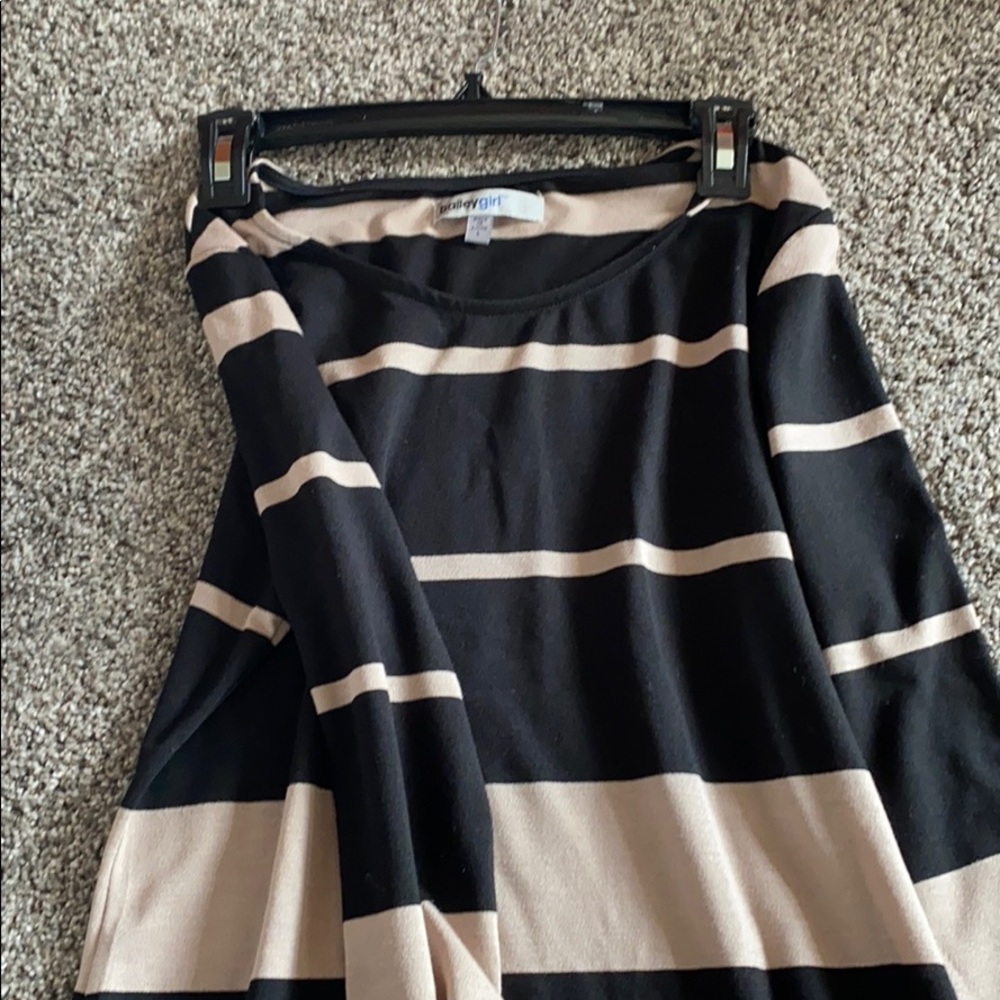 Women’s dress